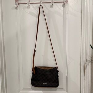 Nine West Elegant Black and Tan Crossbody Bag